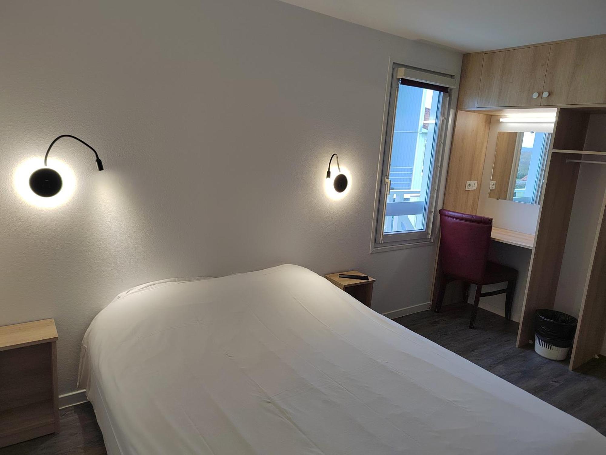 Fasthotel Paris Ouest Bouafle Eksteriør bilde